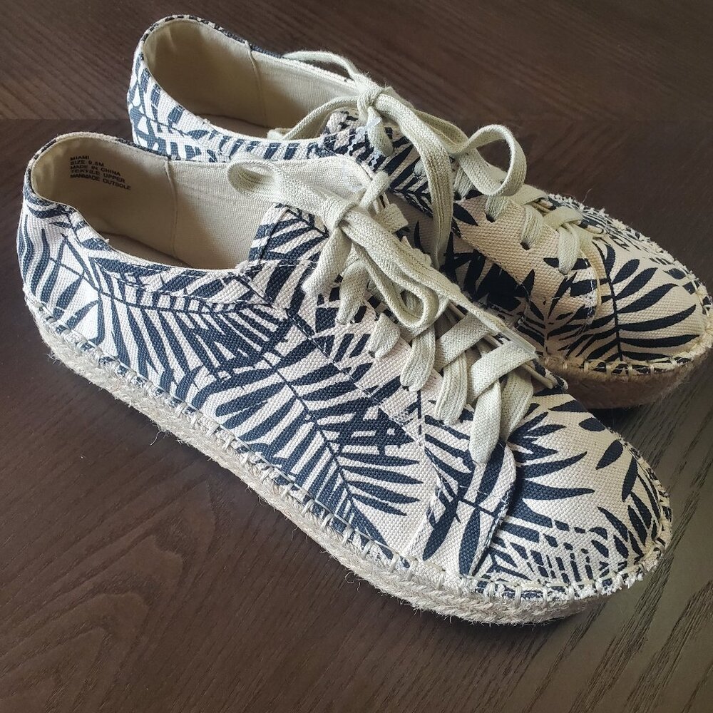 Coconuts by Matisse Cream and Navy Palm Print Espadrille Sneakers